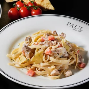 Fettuccine Creamy Chicken & Mushroom