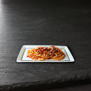 Spaghetti Bolognese - Complimentary 1 drink*