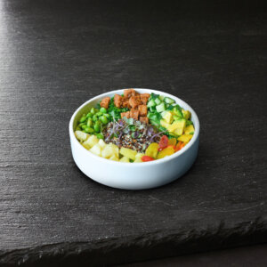 Poke Bowl with Quinoa: Tempe